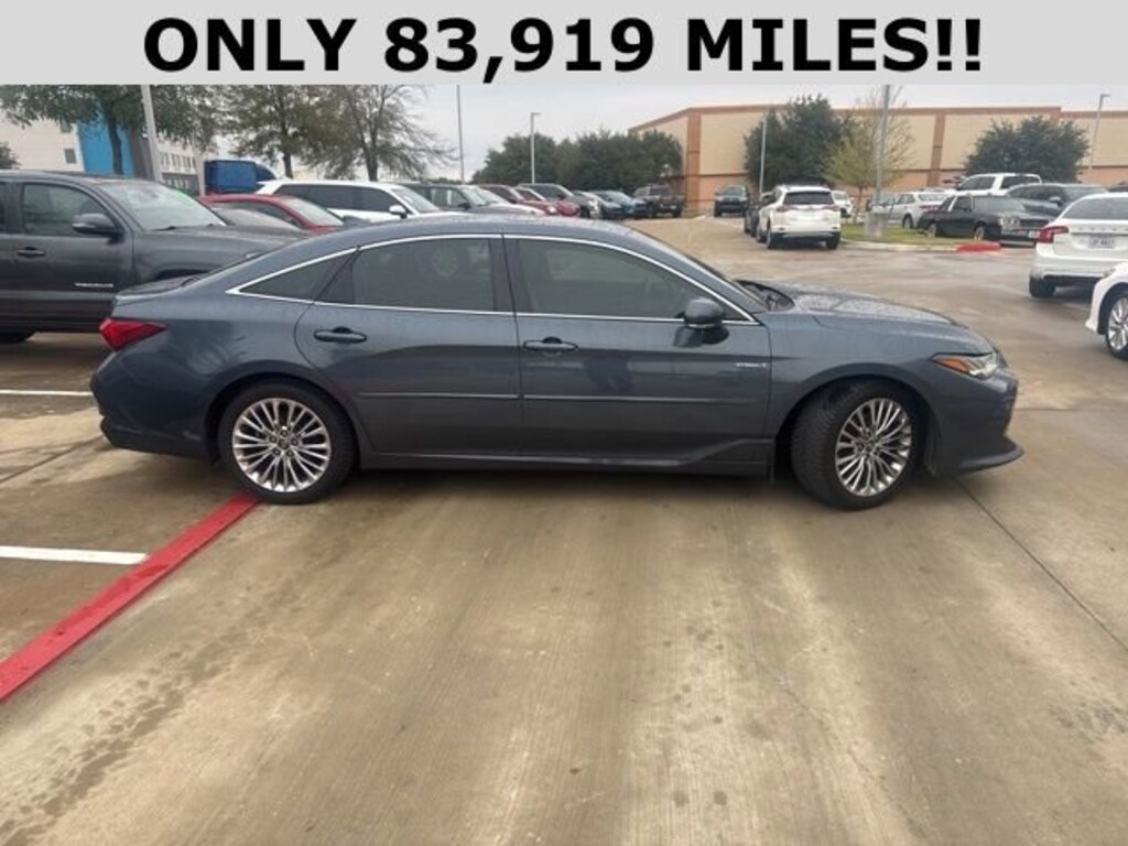 Used 2020 Toyota Avalon Hybrid Limited Sedan