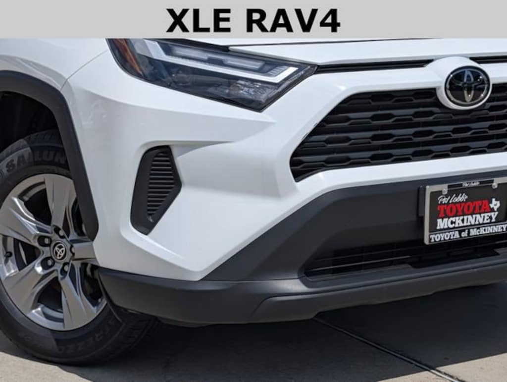 Used 2025 Toyota RAV4 XLE SUV