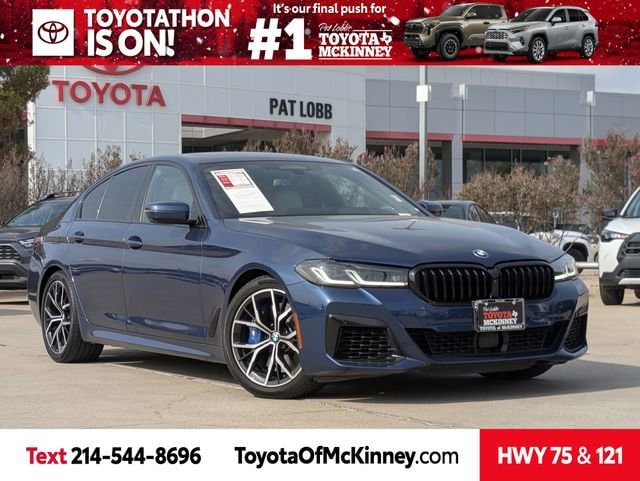 2022 BMW 5 Series M550i