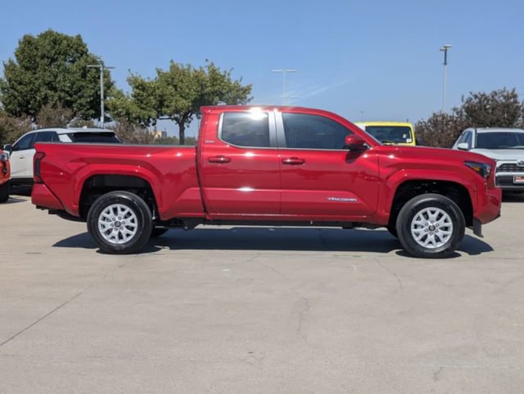 New 2025 Toyota Tacoma SR5 Truck Double Cab