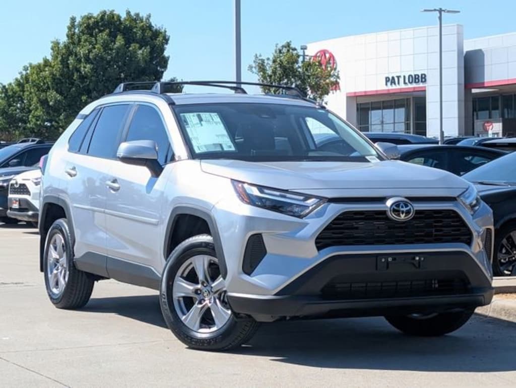 New 2025 Toyota RAV4 XLE SUV