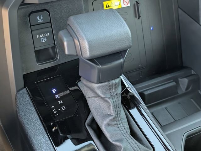 2026 Toyota Tundra SR5 - Photo 17
