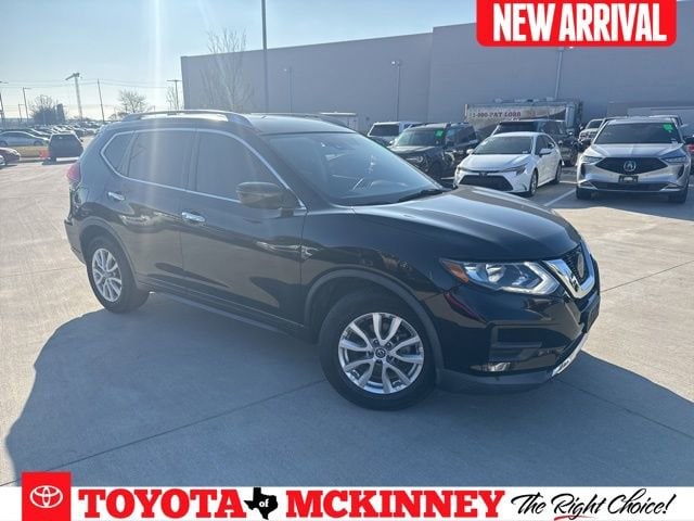 2019 Nissan Rogue SV's photo