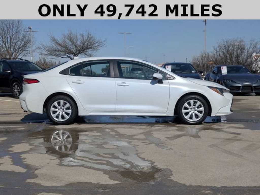 Used 2024 Toyota Corolla LE Sedan