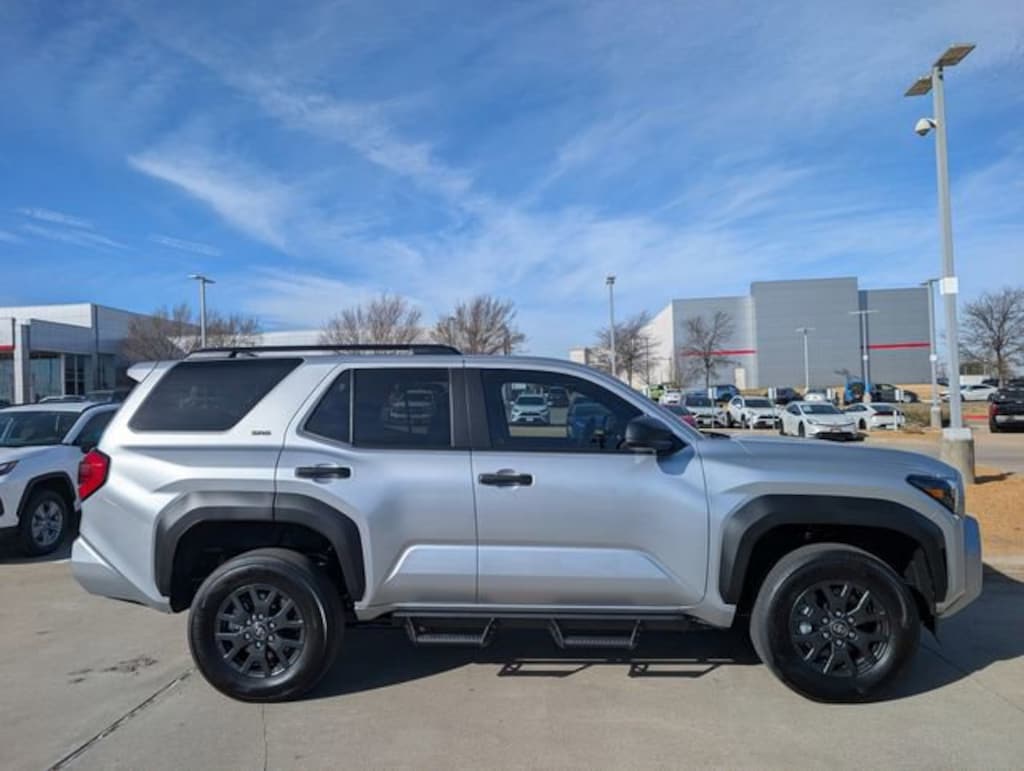 New 2025 Toyota 4Runner SR5 SUV