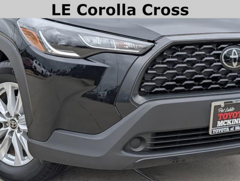 Used 2023 Toyota Corolla Cross LE SUV
