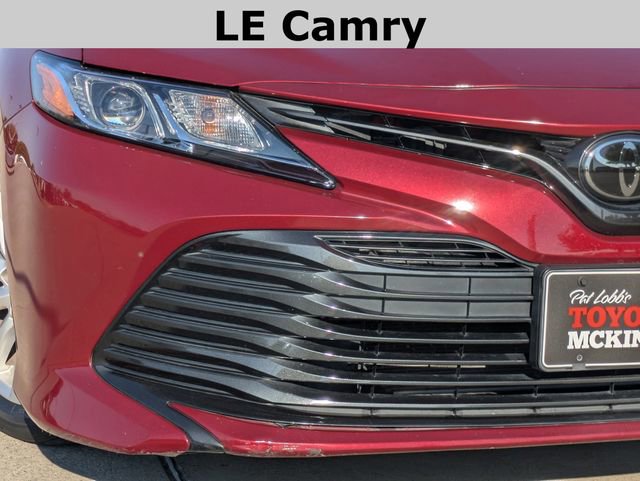 2020 Toyota Camry LE photo 3