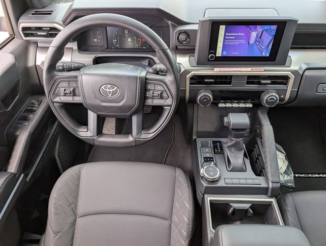2025 Toyota Tacoma SR5 - Photo 9