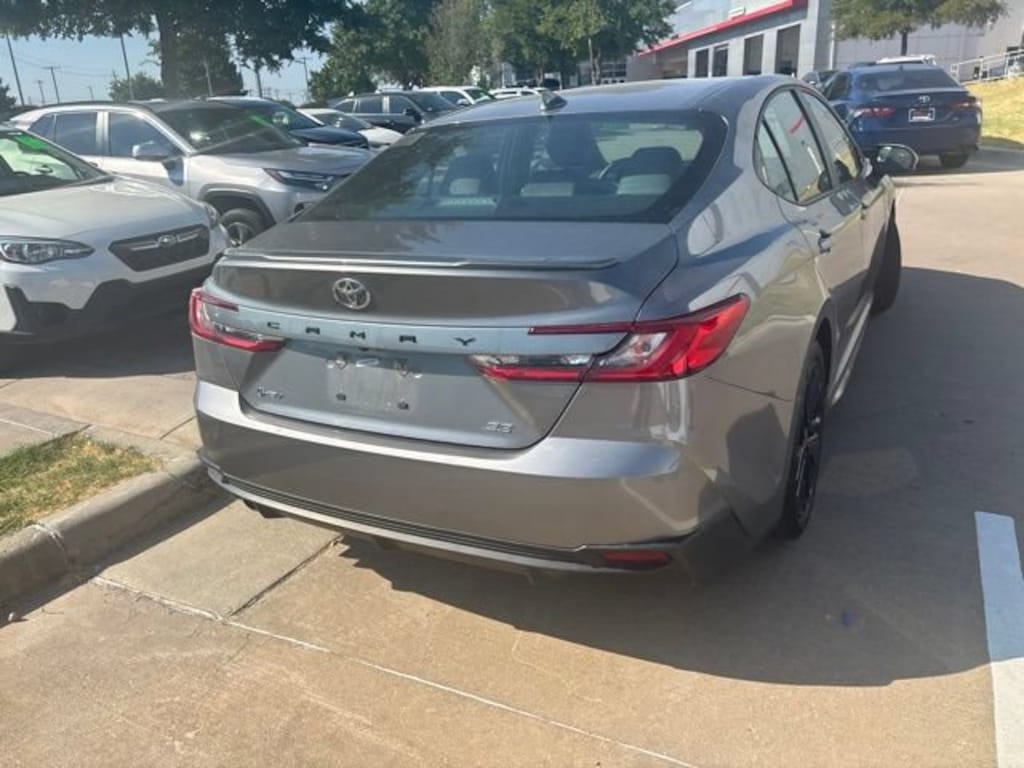 Used 2025 Toyota Camry SE Sedan