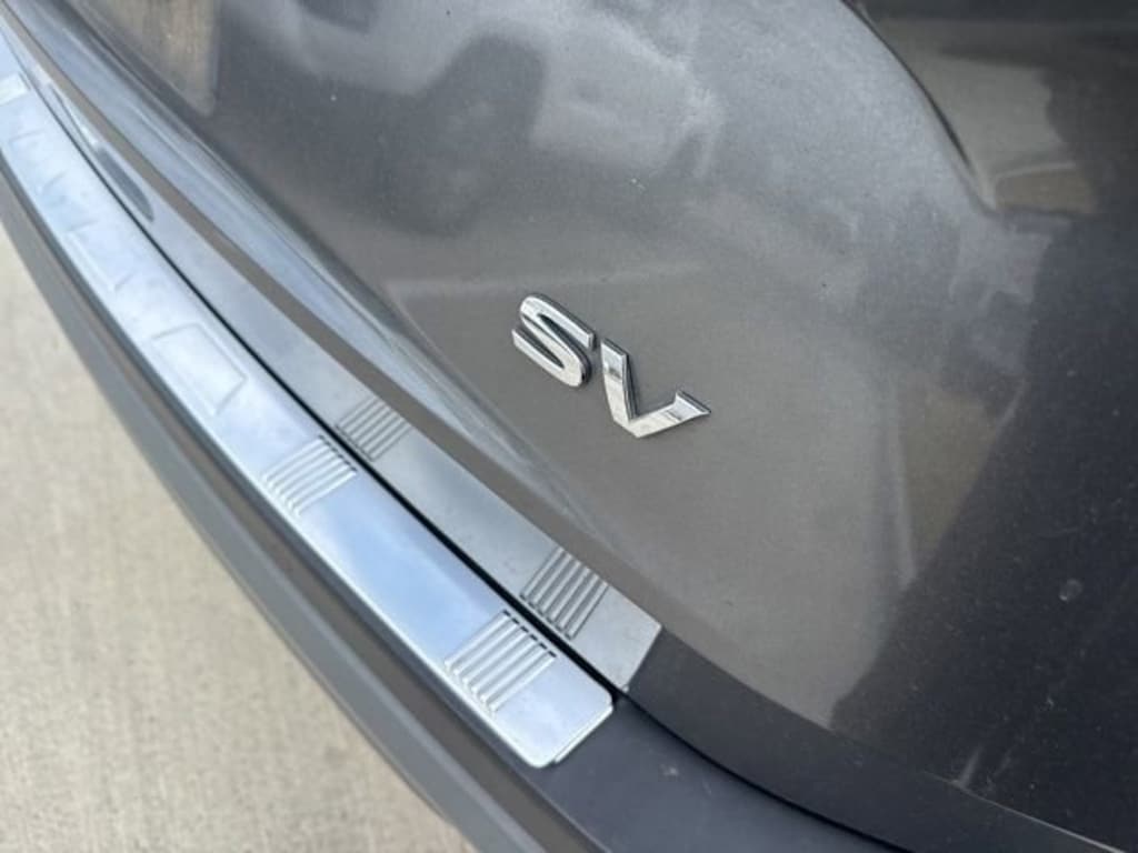 Used 2022 Nissan Rogue SV SUV