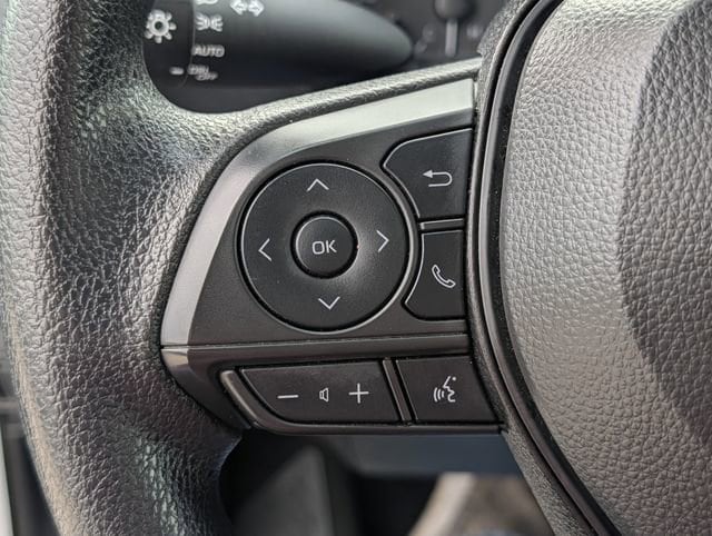 2024 Toyota Corolla LE - Photo 21