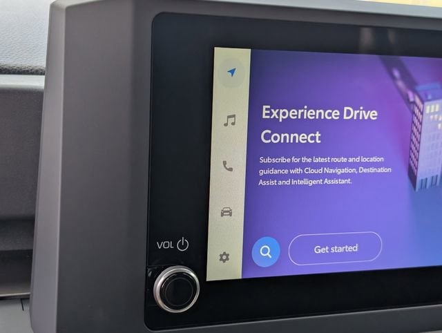 2025 Toyota Tacoma SR5 - Photo 15