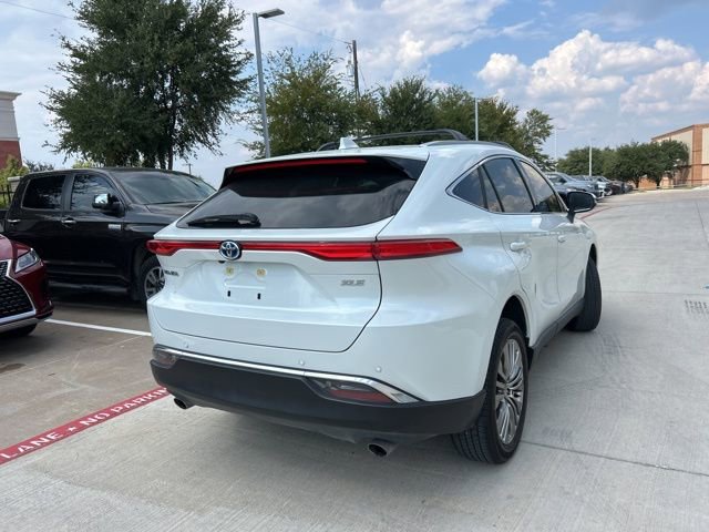 2024 Toyota Venza XLE photo 3