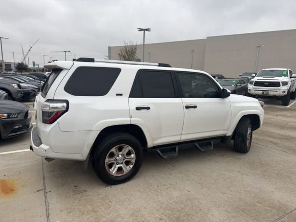 Used 2020 Toyota 4Runner SR5 SUV
