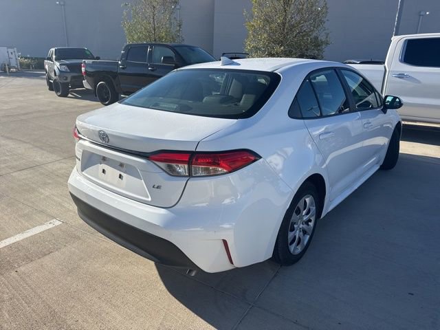 2024 Toyota Corolla LE photo 3