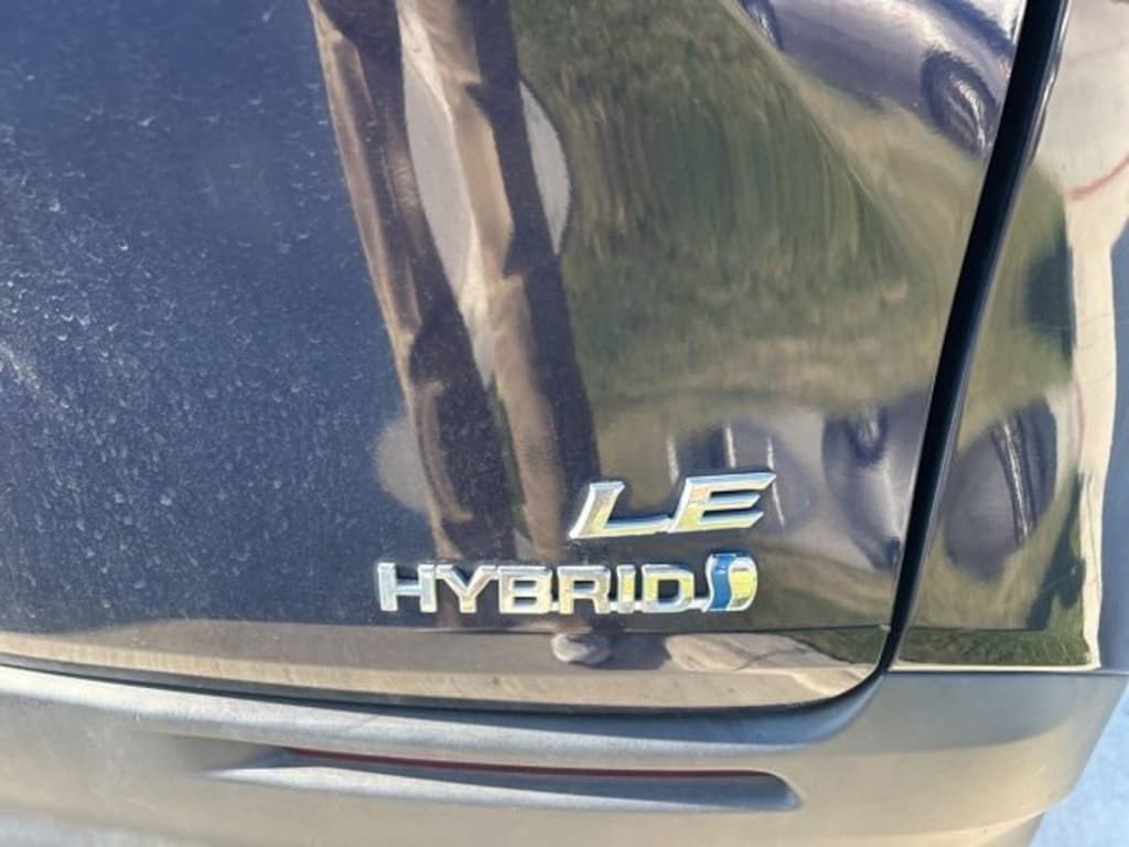 Used 2022 Toyota Sienna LE Van Passenger Van