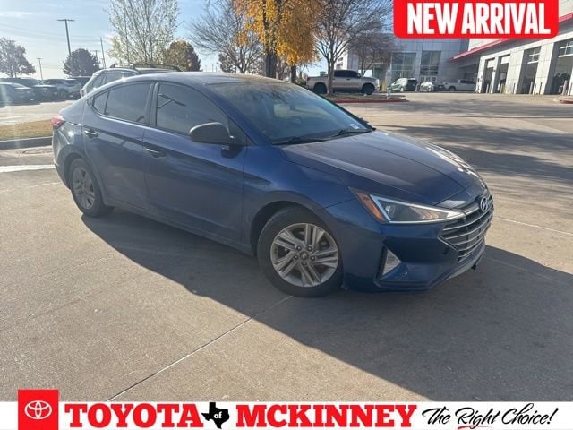 2020 Hyundai Elantra SEL's photo