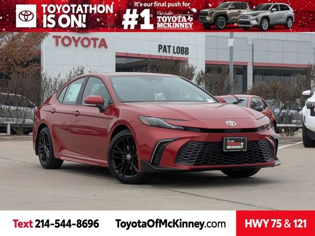 2026 Toyota Camry SE's photo