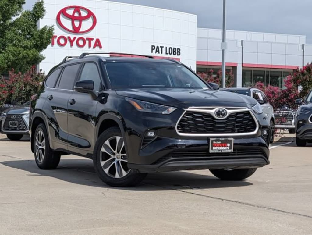 Used 2023 Toyota Highlander XLE SUV
