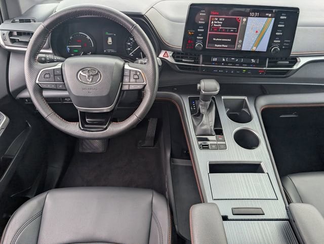 2022 Toyota Sienna XSE - Photo 12