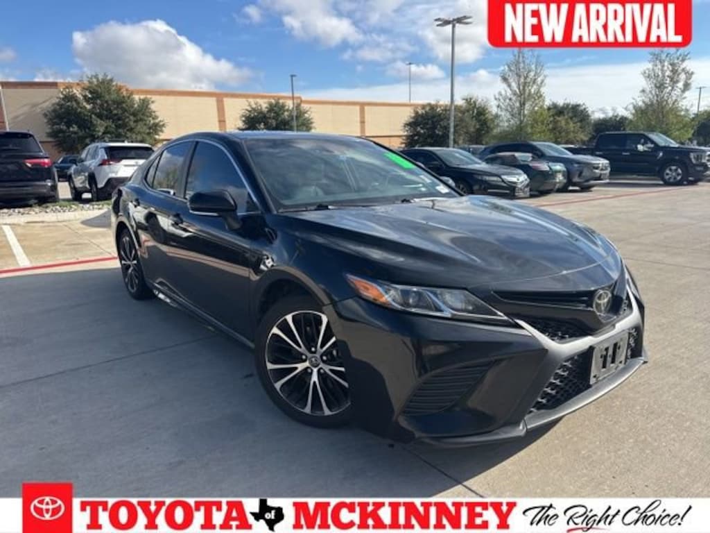 Used 2018 Toyota Camry L Sedan