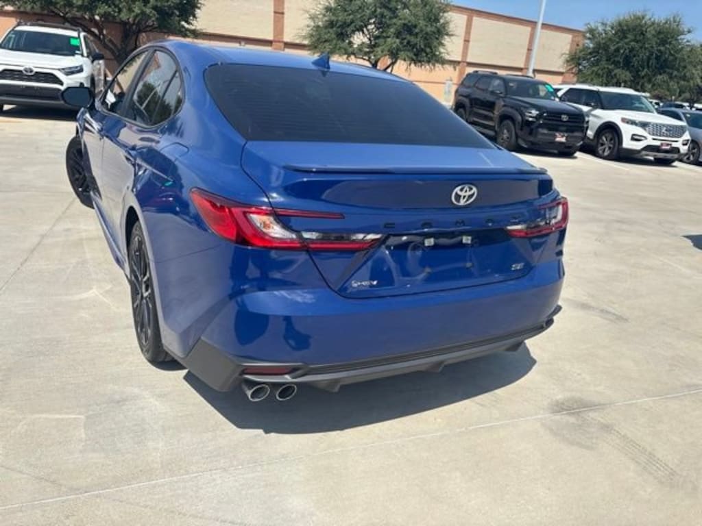 Used 2026 Toyota Camry SE Sedan