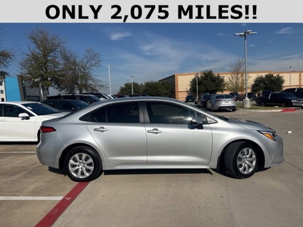 Used 2025 Toyota Corolla Hybrid LE Sedan
