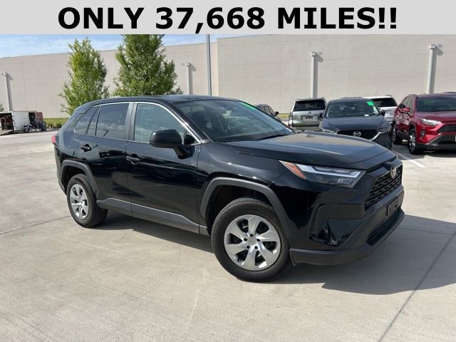 Used 2023 Toyota RAV4 LE with VIN 2T3H1RFV4PW256221 for sale in Northfield, Minnesota