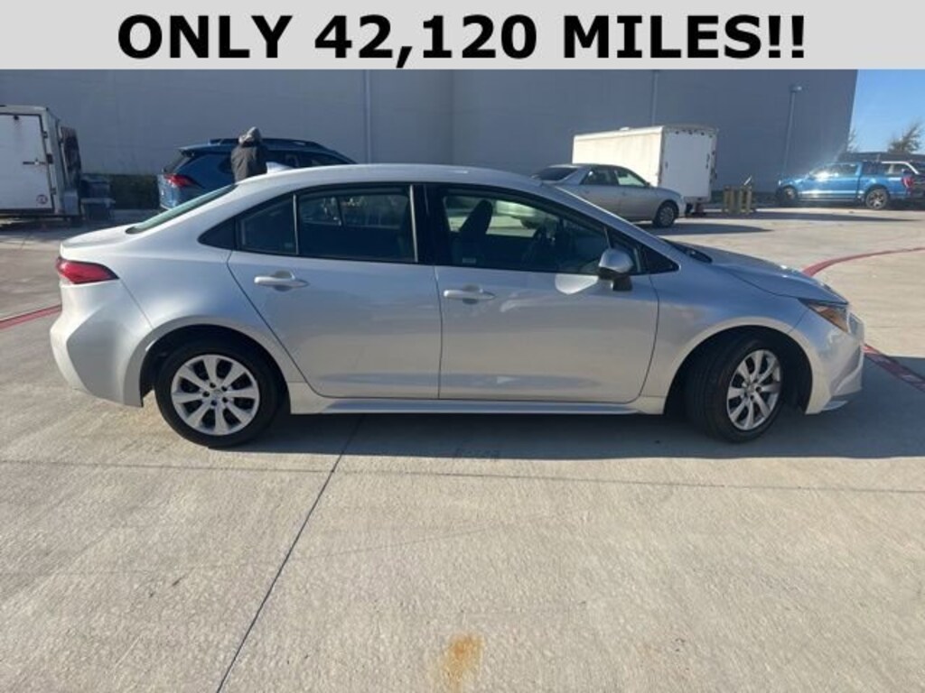Used 2024 Toyota Corolla LE Sedan