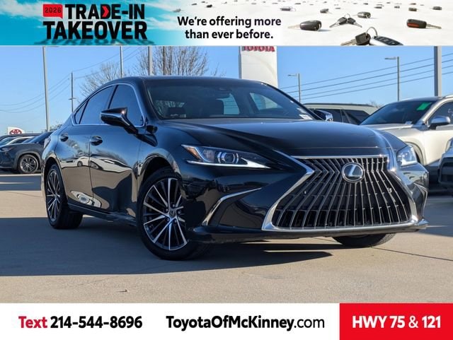 2022 Lexus ES Base's photo