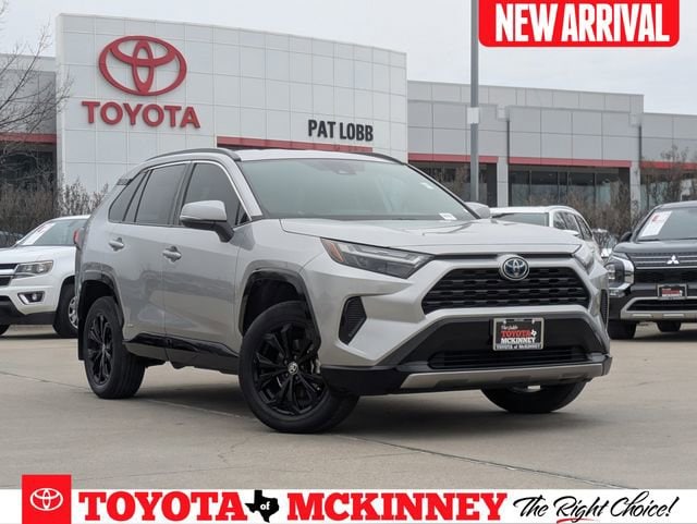 2023 Toyota RAV4 SE