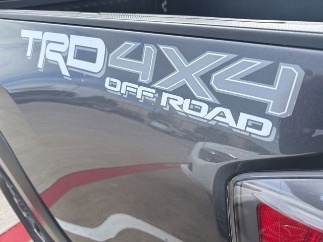 2023 Toyota Tacoma TRD Off-Road V6 photo 4