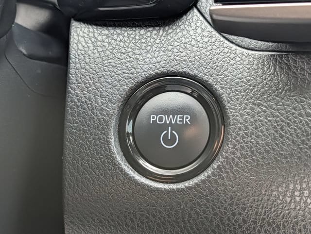 2025 Toyota Camry XSE - Photo 19