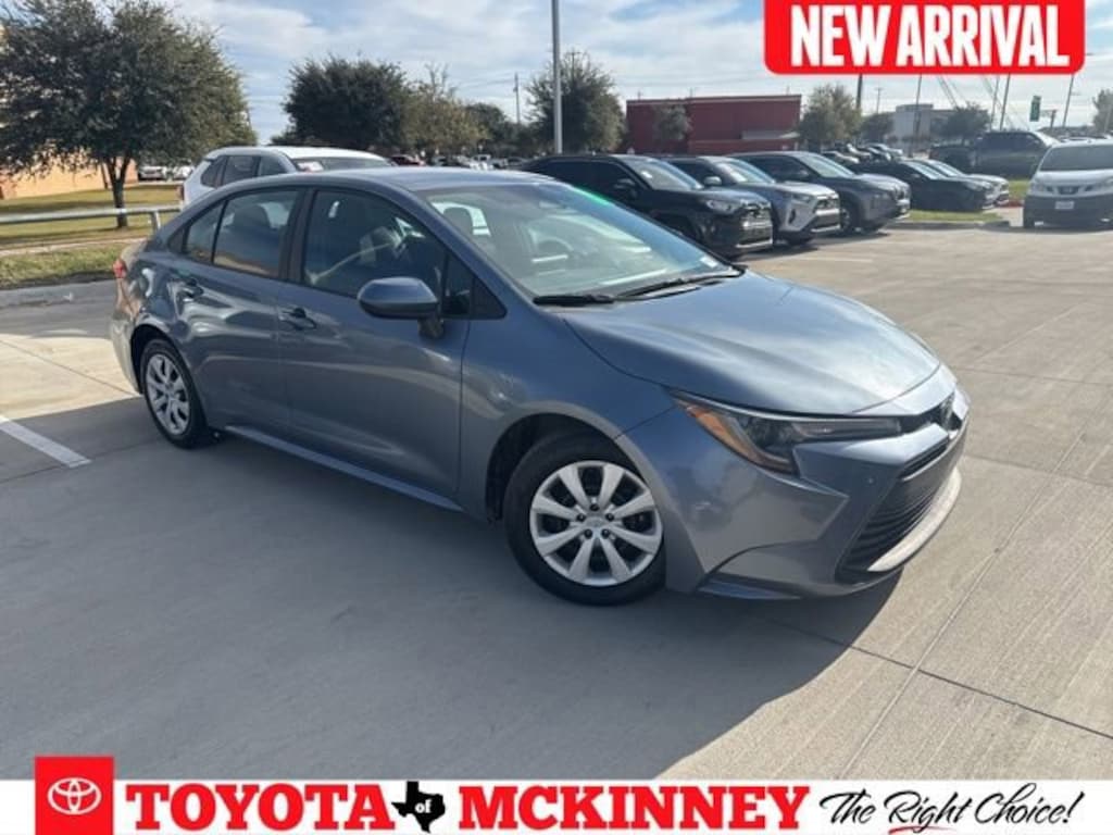 Used 2024 Toyota Corolla LE Sedan