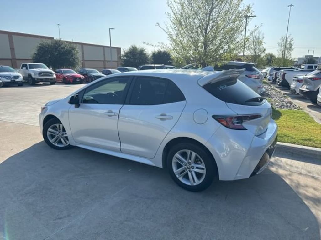 Used 2022 Toyota Corolla Hatchback SE Nightshade Edition Hatchback
