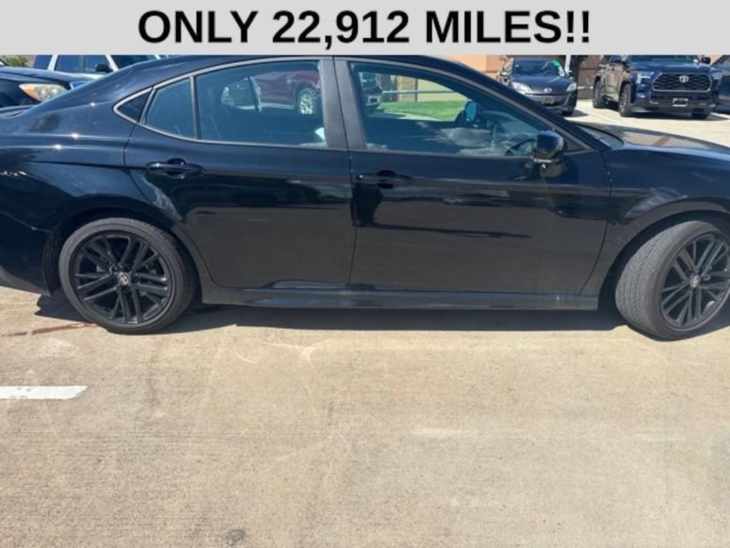 Used 2025 Toyota Camry SE Sedan