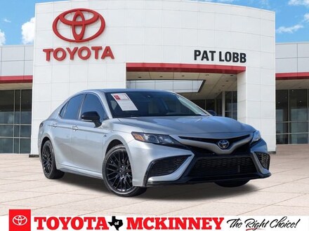 2023 Toyota Camry SE Sedan