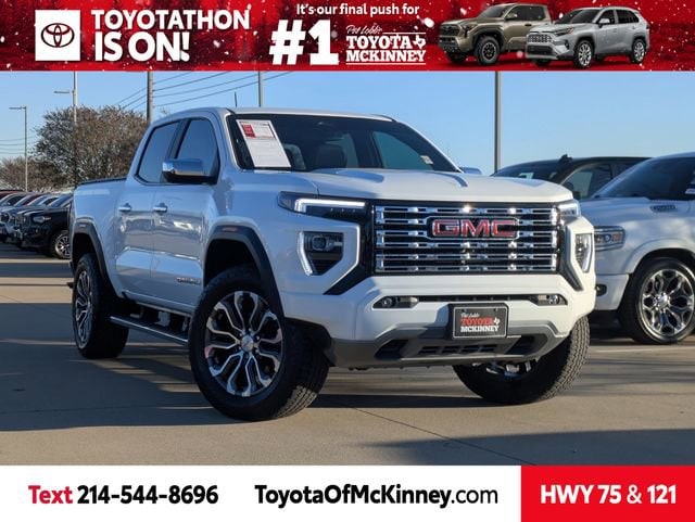 2024 GMC Canyon Denali's photo