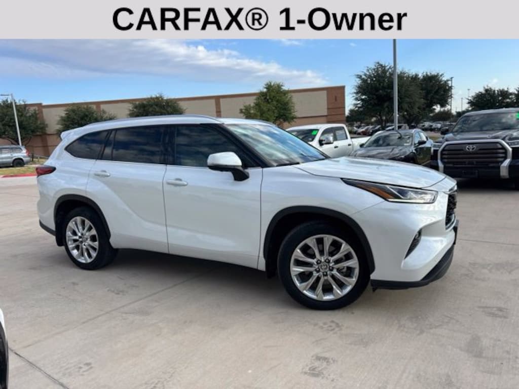 Used 2023 Toyota Highlander Limited SUV