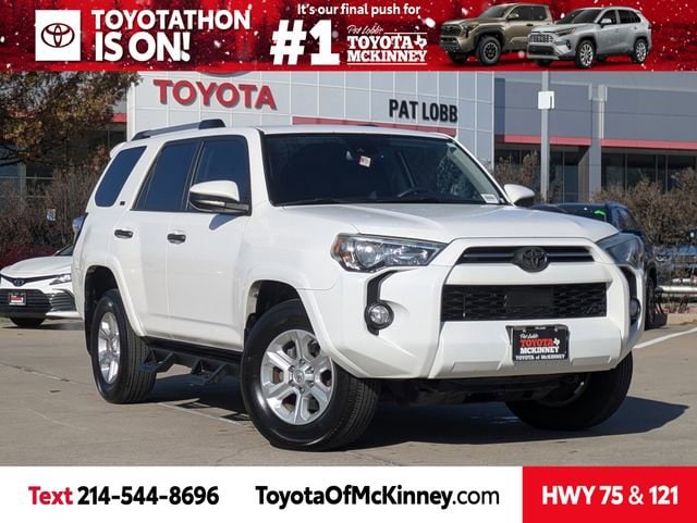 2020 Toyota 4Runner SR5's photo