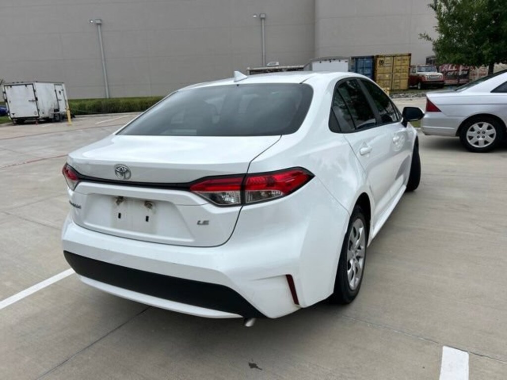 Used 2020 Toyota Corolla LE Sedan