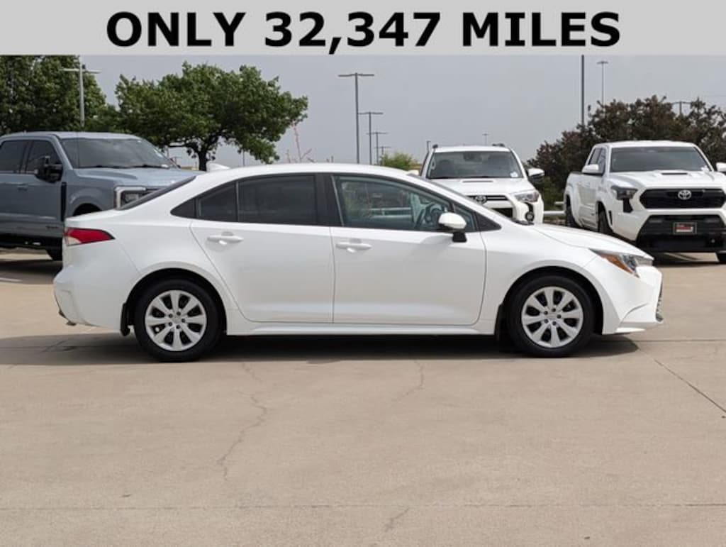 Used 2024 Toyota Corolla LE Sedan
