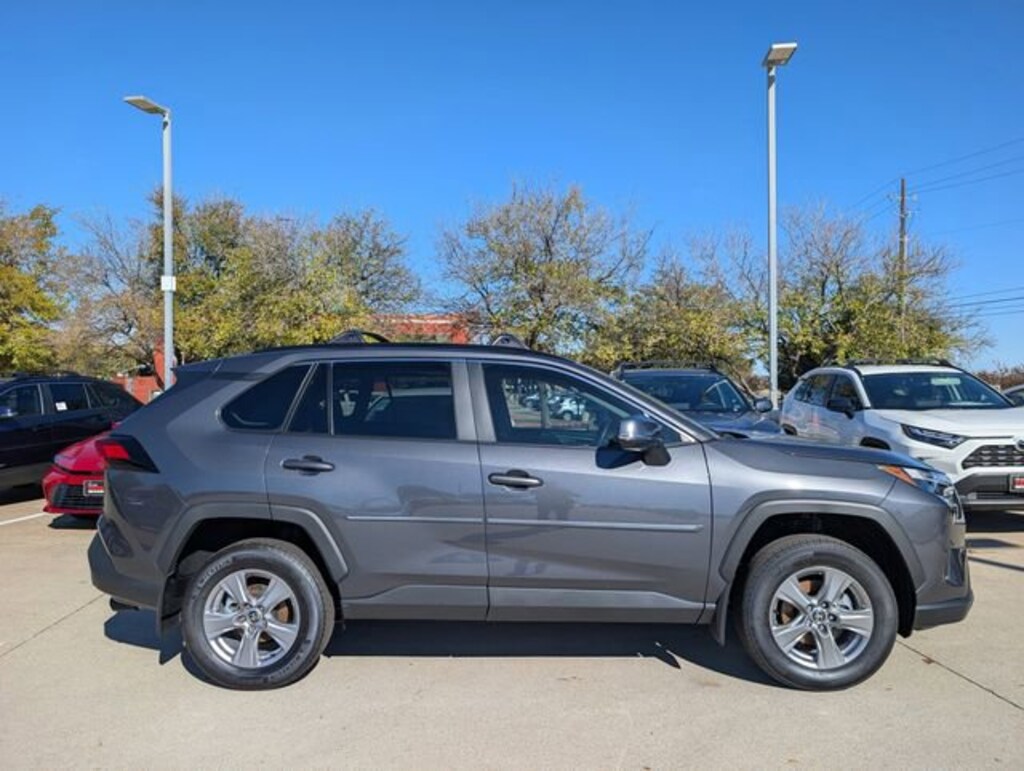 New 2025 Toyota RAV4 XLE SUV