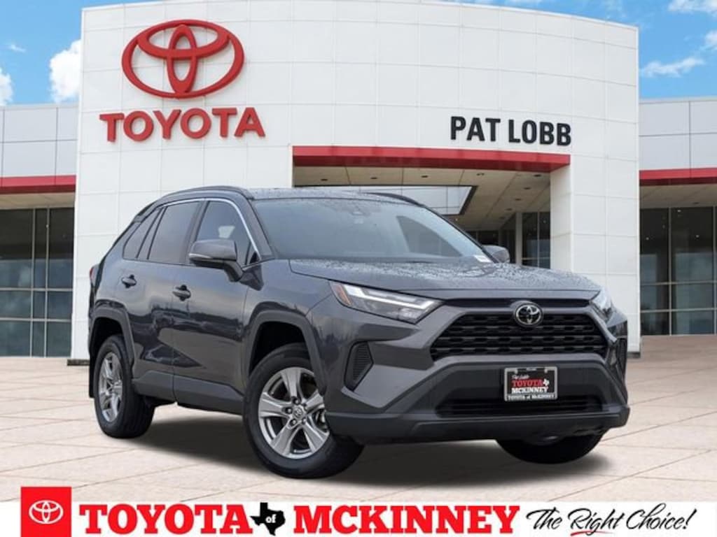 Used 2025 Toyota RAV4 XLE SUV