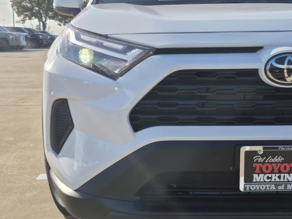 New 2025 Toyota RAV4 XLE SUV