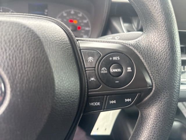 2023 Toyota Corolla LE - Photo 11