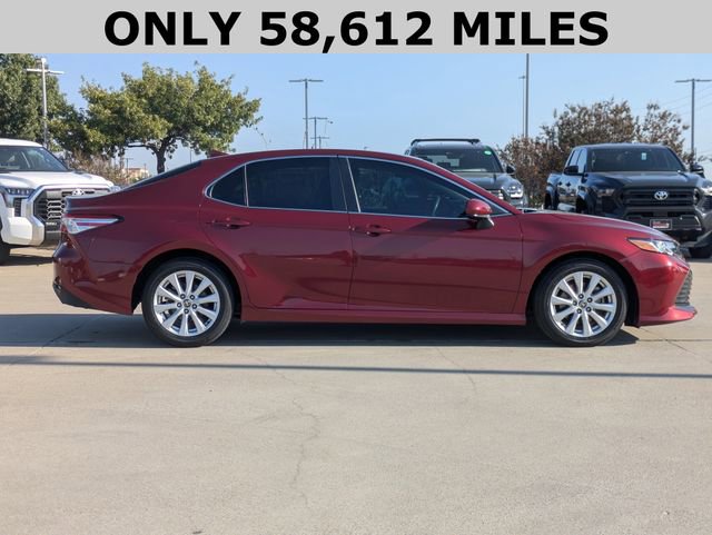2020 Toyota Camry LE photo 4
