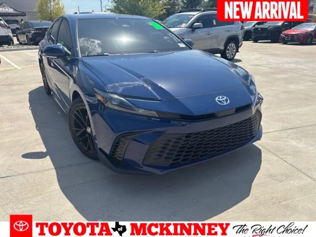 Used 2026 Toyota Camry SE Sedan