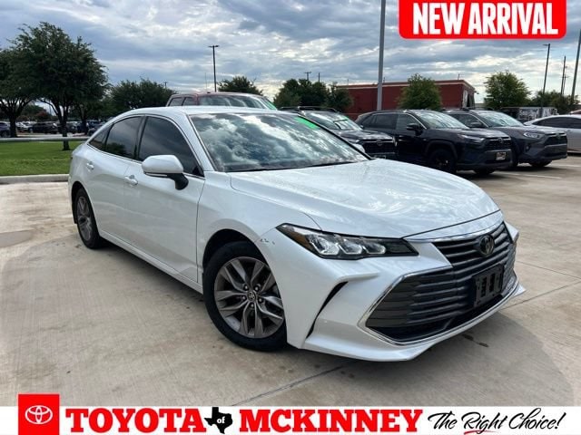 2022 Toyota Avalon XLE's photo