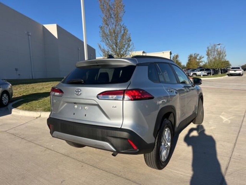 Used 2025 Toyota Corolla Cross LE SUV